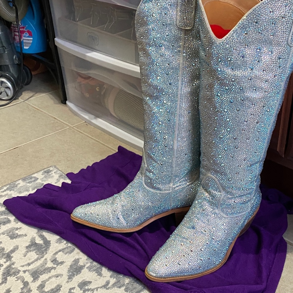 Source Unknown Sparkling Silver Heeled Boots - image 2